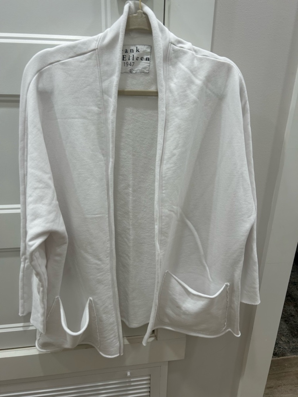 Frank & Eileen Barbara Beach Cardigan